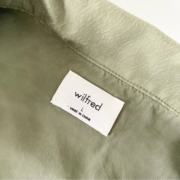 Aritzia Wilfred Aries Button-Up Short-Sleeve Bowler Blouse - Picture 7 of 10